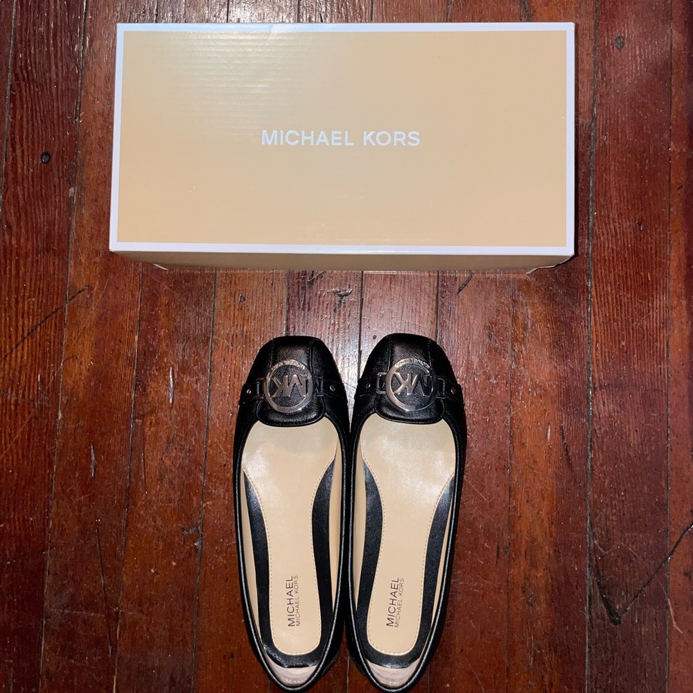Michael Kors Leather Women’s Flats
